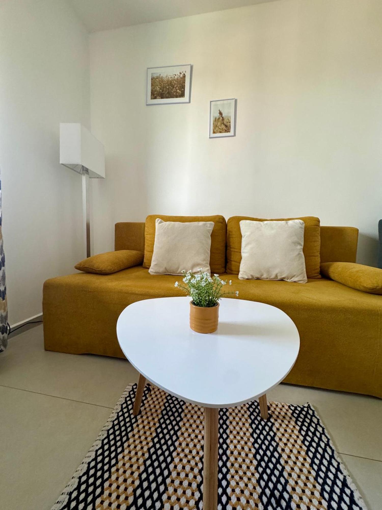 Apartmány TAMKA Vrbov Esterno foto
